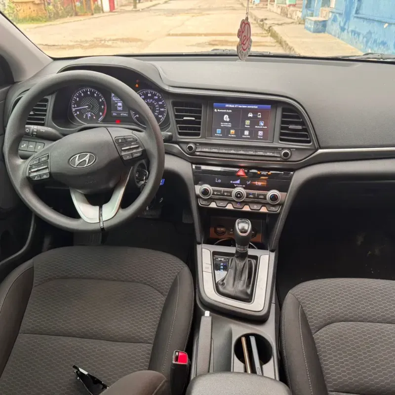 Hyundai Elantra 2020