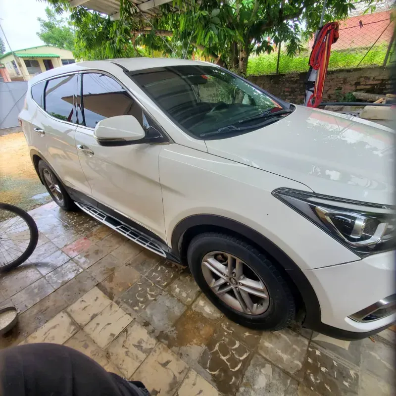 Hyundai santa fe 2017