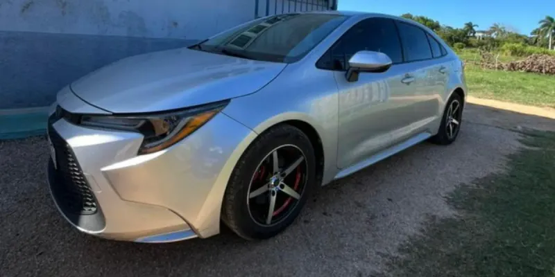 Toyota Corolla LE 2020 ( matanzas)