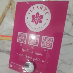 Acrílicos QR con redes sociales