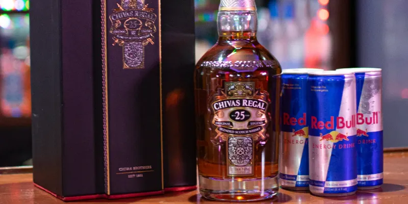 Combo Chivas Regal 25 años