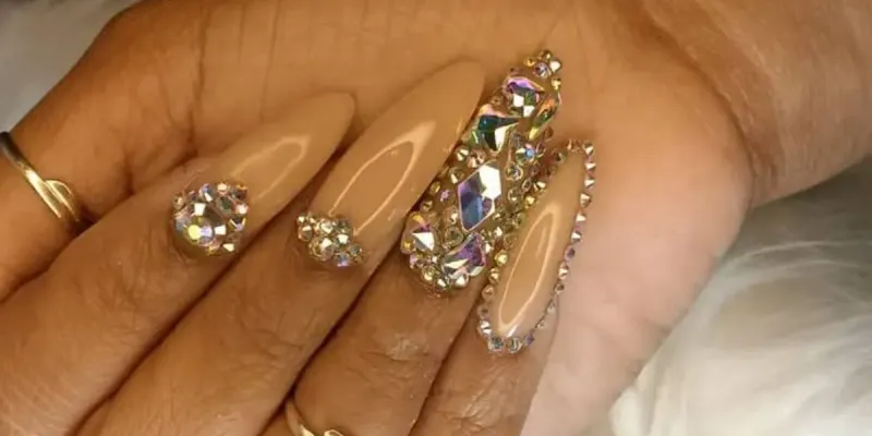 Uñas acrílicas 