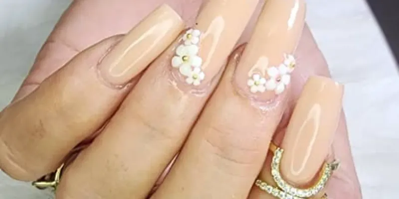 Uñas acrílicas 