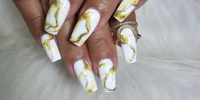 Uñas de acrílico 