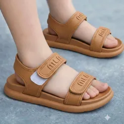 Sandalias prácticas engomadas