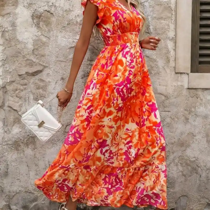 Maxivestido "Jardín Flotante" de Seda Estampada y Silueta Etérea