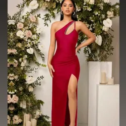 Vestido largo un hombro “Ruby Élite”