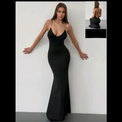 Vestido Maxi "Noir Seduction" - Silueta Sirena y Espalda Geométrica Descubierta