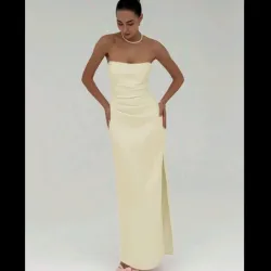 Vestido satén midi “Ivory Glow”