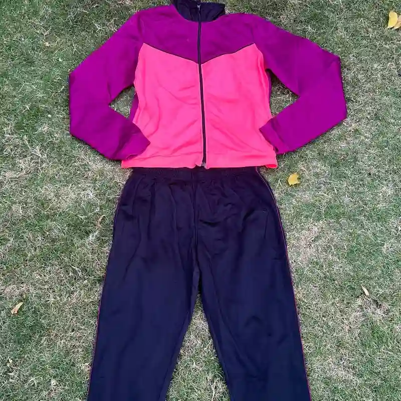 Mono/Conjunto deportivo 