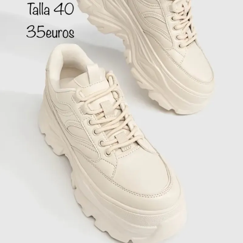 Tenis Stradivarius 