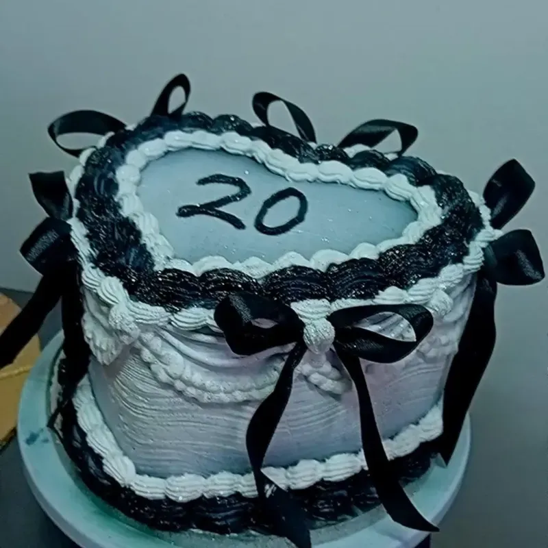 Cake de 20cm ,2 rellenos mas decoración