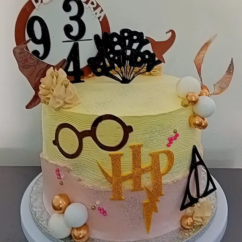 Cake de 20cm 3 rellenos mas decoración