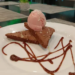 Brownie con Helado 