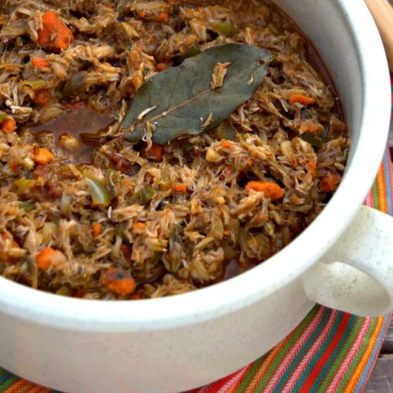 Enchilado de Cangrejo Estilo Dominica