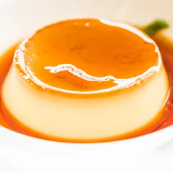 Flan de leche y caramelo