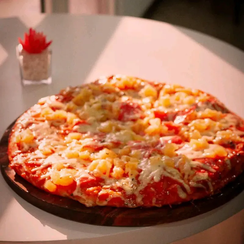 Pizza Hawaiana 