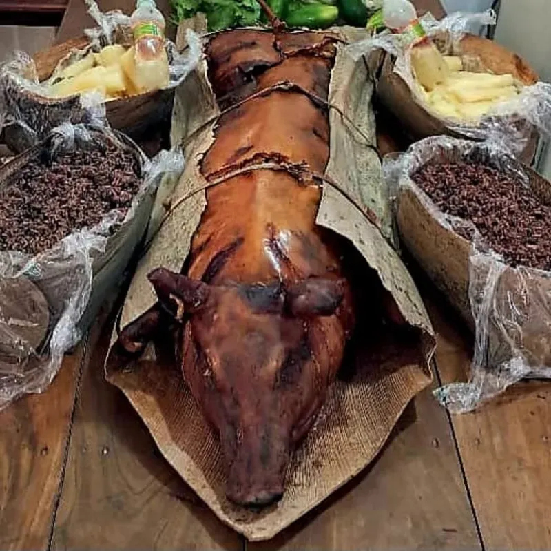 Cerdo para 110 comensales