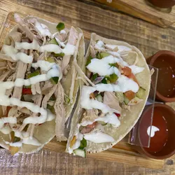 Taco de Cerdo Asado
