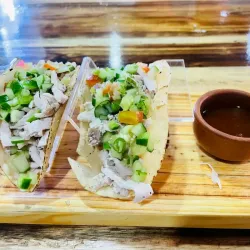 Taco de Cerdo Asado