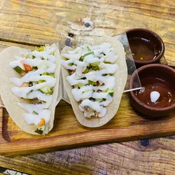 Taco de pollo 