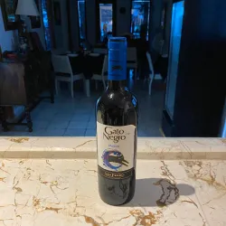 Gato Negro. (2022) Merlot. Bodegas San Pedro. Chile