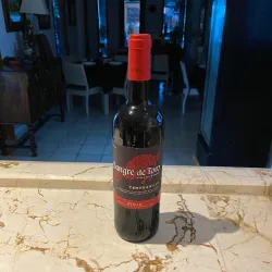 Sangre de Toro. Tempranillo. Bodegas Torres. DO Rioja. España