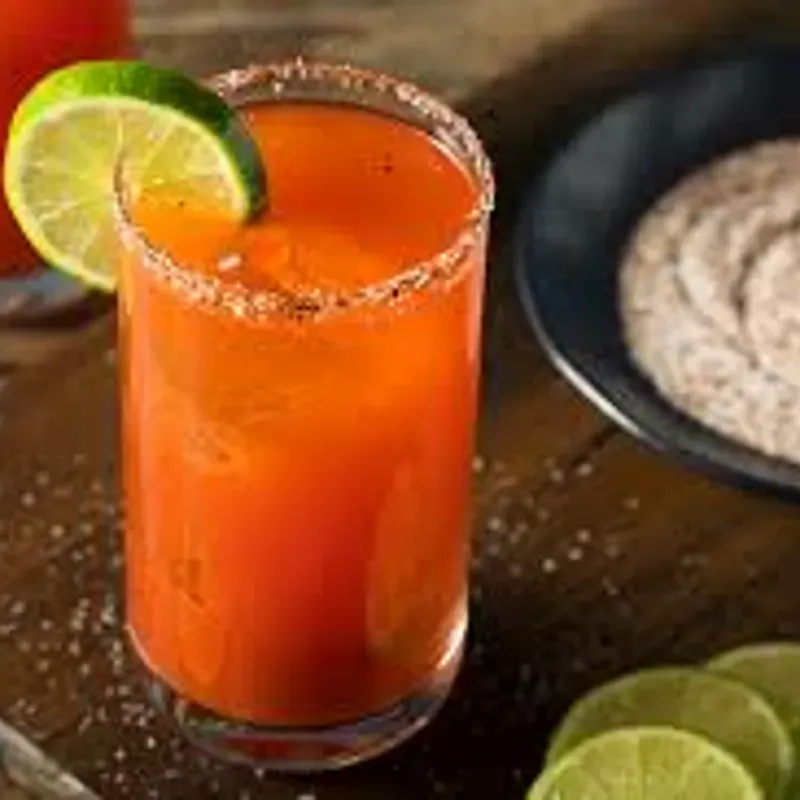 Michelada con Salsa