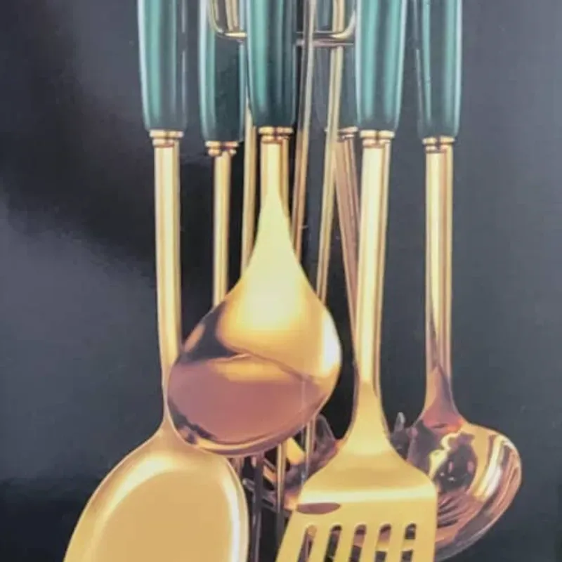 Juegos de cucharones dorados de metal