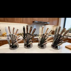 Juegos de cuchillos con base giratoria