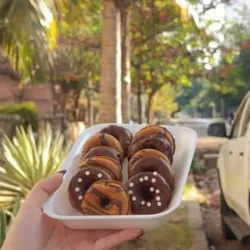 Combinación de 20 minidonas 