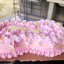 Kake relleno con leche condensada