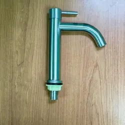 Llave de lavamano tipo 1