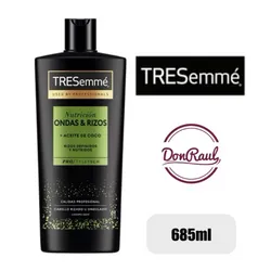 TRESemmé Shampoo Nutricion Ondas & Rizos 685ml