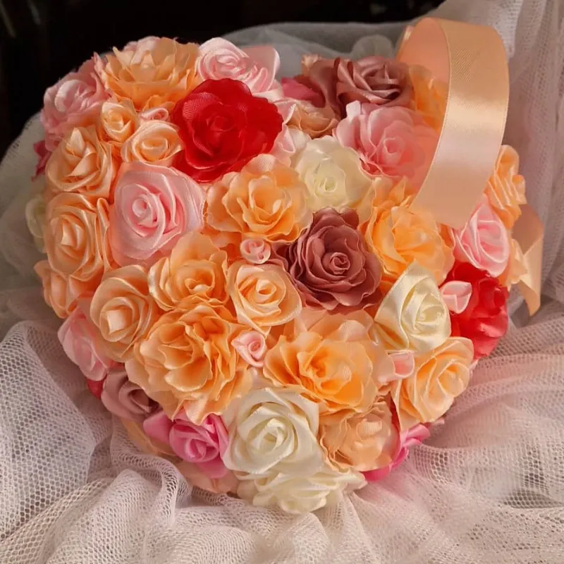 "Corazón Eterno" – Bouquet de 102 flores en tonos pastel