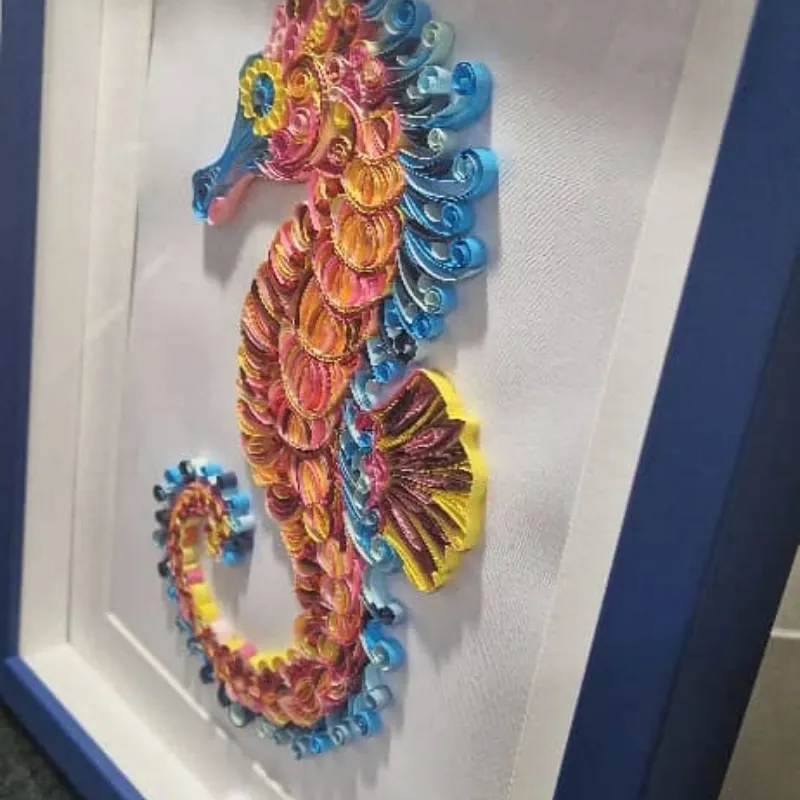 Diseño en Filigrana – Caballito de Mar Multicolor