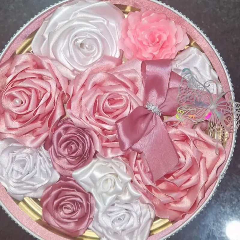 “Florencia: Elegancia eterna sobre cristal”