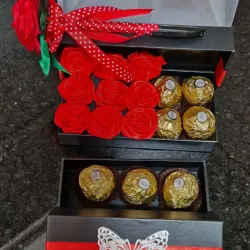 Set “Pasión Donum” – Rosas Rojas, Bombones y Detalles Exclusivos