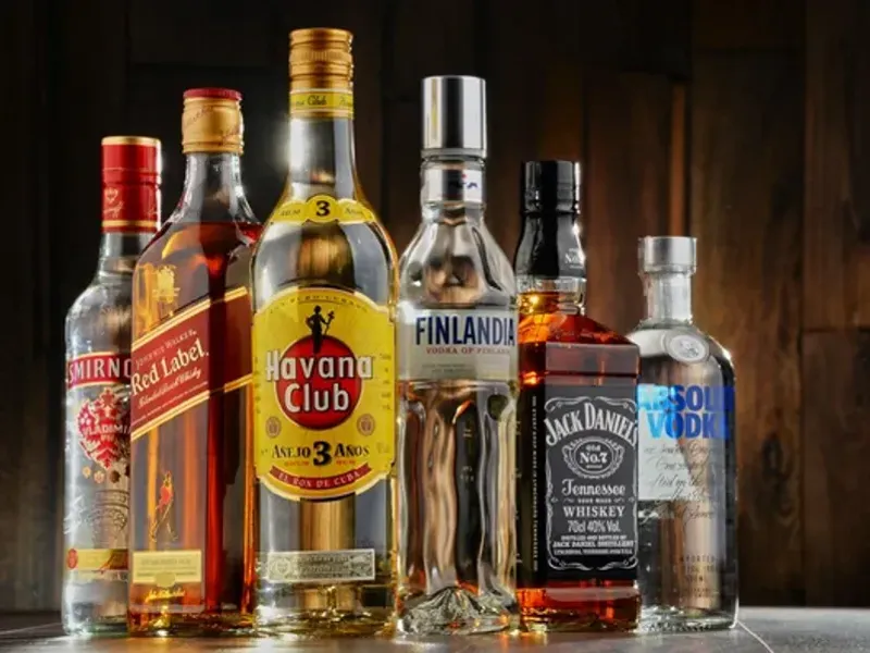 Tabaco, bebidas y licores