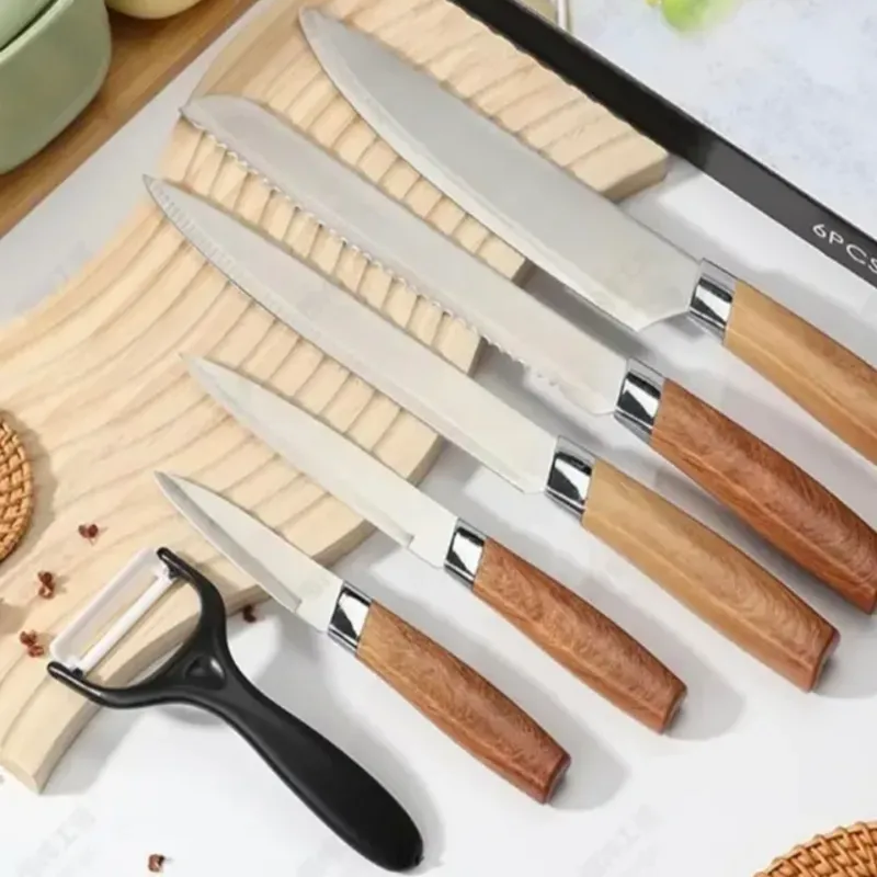 SET DE CUCHILLOS 6 PIEZAS MANGO PLÁSTICO