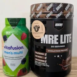 COMBO PROTEINA + MULTIVITAMINICO HOMBRE