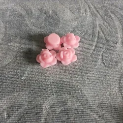 Botón de rosas rosa claro