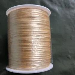 Cola de rata crema claro