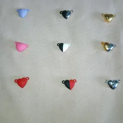 Conector de corazón inmanetizado
