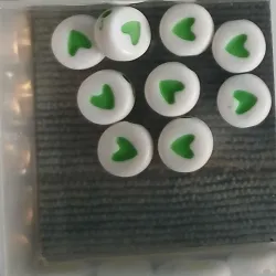 Corazones verde claro