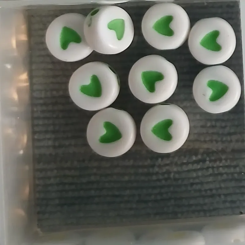 Corazones verde claro
