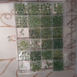 Cuenas de letras FLUORESCENTES