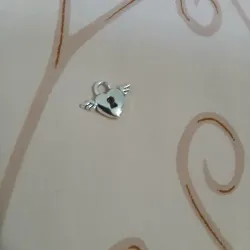 Dije de Candado