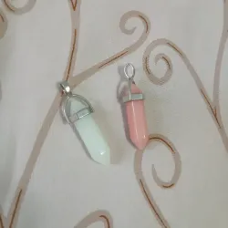 Dije de cuarzos fluorescentes