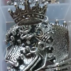 Dije de REINAS PLANAS